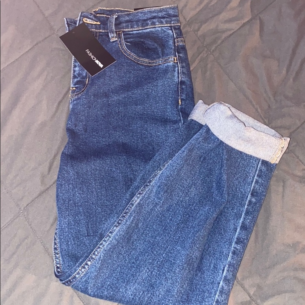 Fashion nova mom jeans
